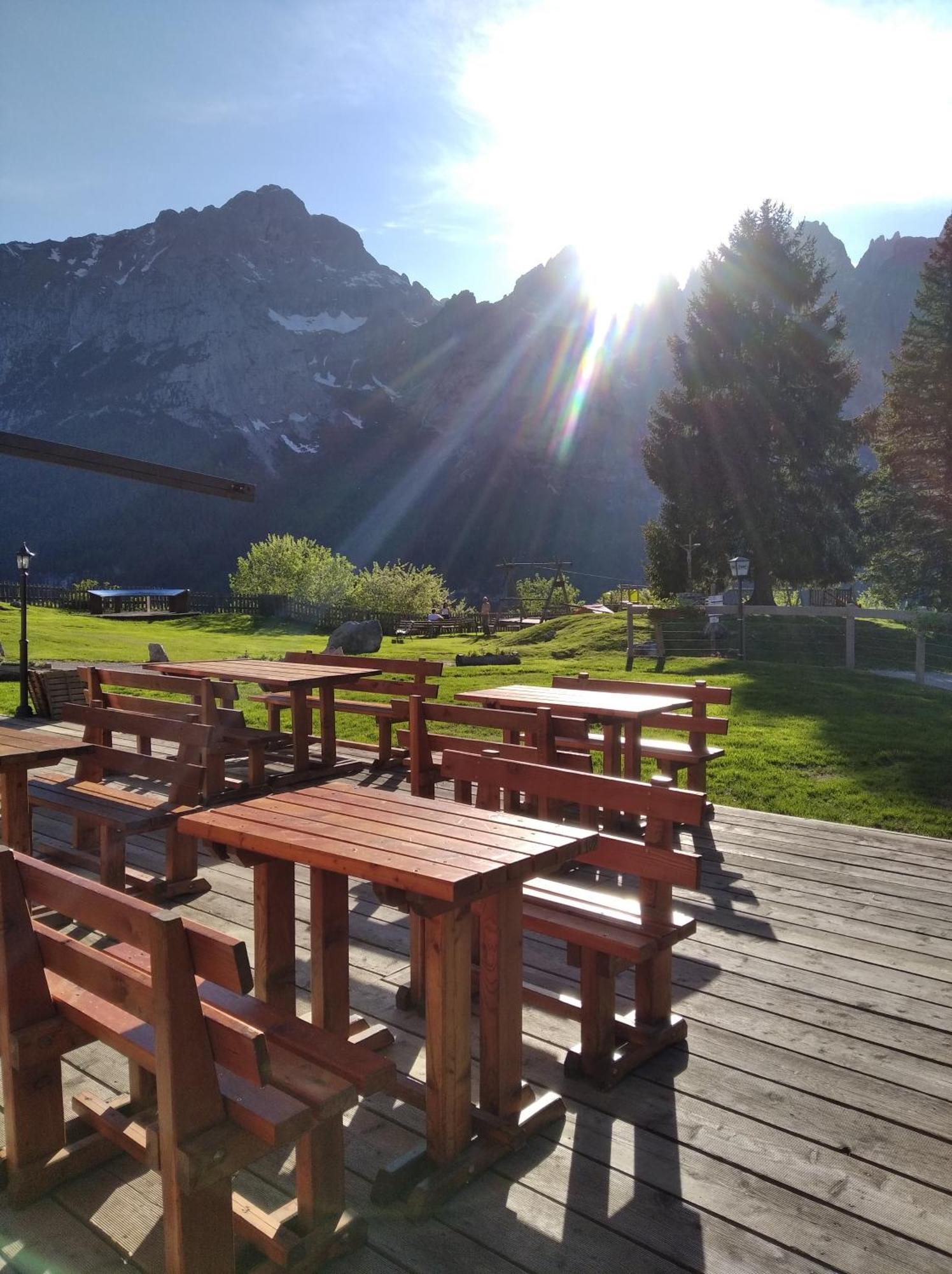 Rifugio La Montanara Villa Molveno Eksteriør billede